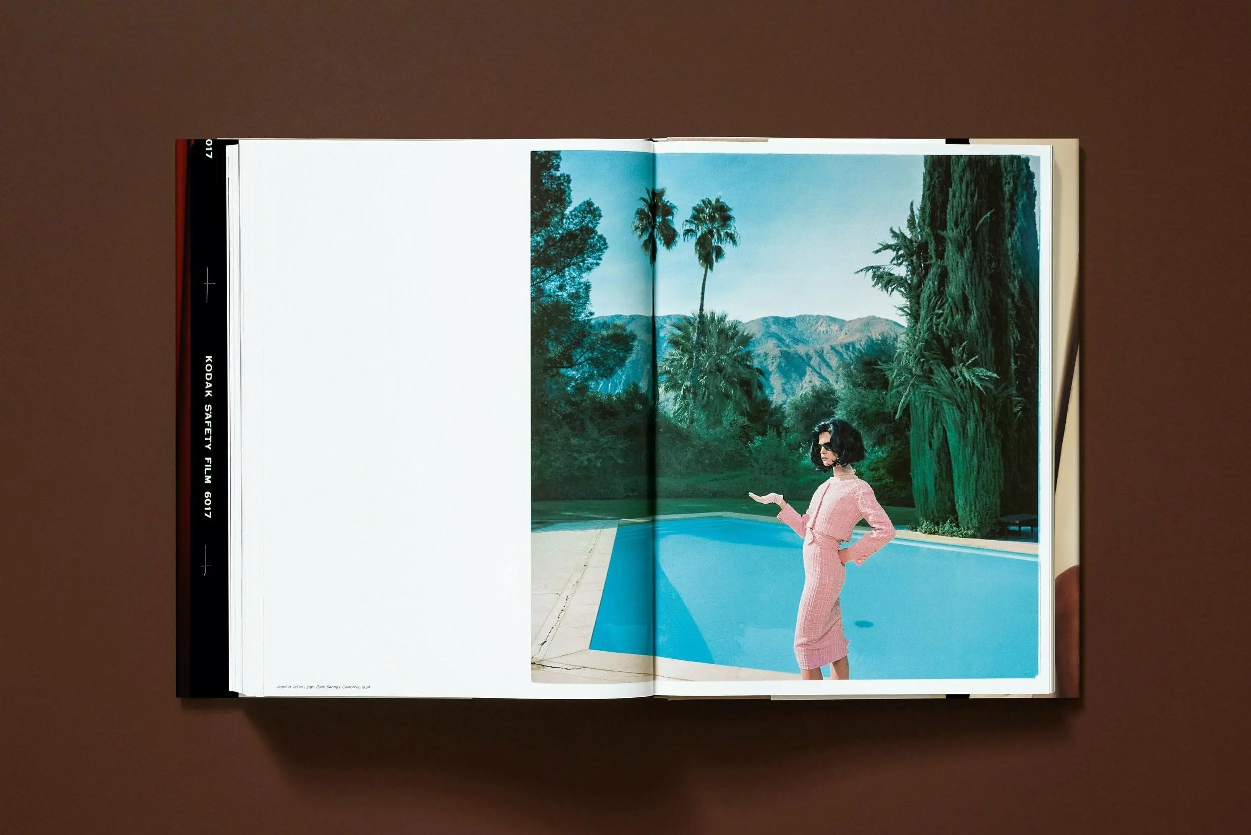 Annie Leibovitz – Plastic Books